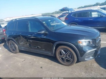 Mercedes GLB 2023 Mercedes-Benz GLB 250 4Matic 2023 2.0l 2.0 Benzyna 221KM, zdjęcie 6