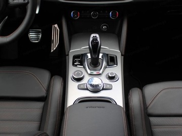 Alfa Romeo Stelvio SUV Facelifting 2023 2.0 GME Turbo 280KM 2025 ALFA ROMEO Stelvio Turbo Intensa Q4 Suv 2.0 (280KM) 2025, zdjęcie 6