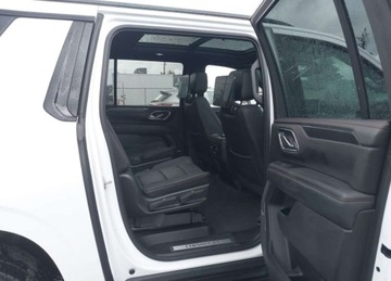 Chevrolet Suburban GMT900 2021 Chevrolet Suburban 2021r., 4WD RST, 5.3L, od ubezpieczalni 5.3 Benzyna, zdjęcie 9