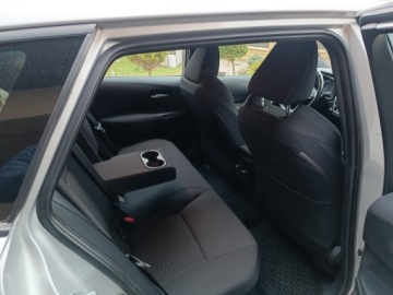 Toyota Corolla XII TS Kombi 1.8 Hybrid 122KM 2020 Toyota Corolla 1.8 HYBRYDA SALON PL Salon PL I rej 12.2020, zdjęcie 7