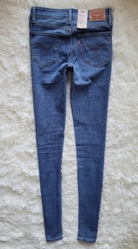 rurki LEVI`S 711 Skinny jasne W25 L32 25x32