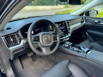 Volvo V60 II  Kombi Plug-in 2.0 T6 Plug-In Hybrid 350KM 2023 VOLVO V60 II T6 Plug-in Hybrid AWD 2023 Harman Kardon FAKTURA 23%, zdjęcie 14