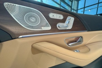 Mercedes GLE V167 SUV Facelifting 3.0 450d 367KM 2025 MERCEDES-BENZ GLE 450 d 4-Matic AMG Line 3.0 (367KM) 2025, zdjęcie 8