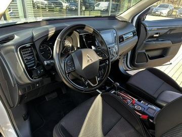 Mitsubishi Outlander III SUV Facelifting 2017 2.0 150KM 2018 Mitsubishi Outlander 7-osób! 1-rej.2019 Łopatki, zdjęcie 8