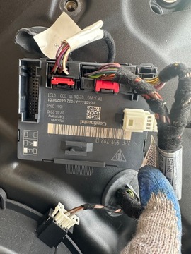 MODUŁ DRZWI PRAWY PRZÓD PORSCHE PANAMERA 970 7PP959792D