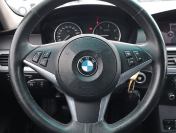 BMW Seria 5 F10-F11 2010 BMW 5 520d, Navi, Klima, Klimatronic, Tempomat, zdjęcie 15
