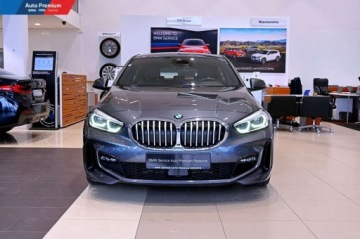 BMW Seria 1 F40 2021 BMW Seria 1 118iFV23LED Fog lightsWysoki polysk Shadow-Line 1.5 136KM, zdjęcie 1
