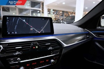 BMW Seria 5 G30-G31 Limuzyna Facelifting 2.0 520d 190KM 2021 BMW Seria 5 520d xDriveFV23Adaptacyjne Reflektory LEDService Inclusive, zdjęcie 7