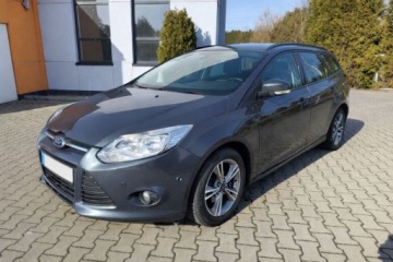 Ford Focus III Kombi Facelifting 1.0 EcoBoost 125KM 2014 Ford Focus Ford Focus 2014 141 000 km Kombi swiezo sprowadzony