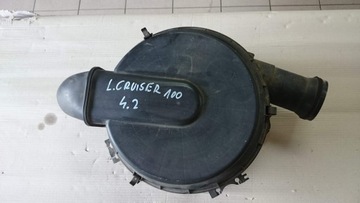 POUZDRO FILTRU VZDUCHU LAND CRUISER 100 4.2