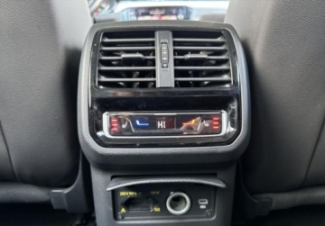 Volkswagen Passat B8 Variant Facelifting 2.0 TDI SCR 150KM 2023 Volkswagen Passat Variant SalonPL Elegance 2.0TDI 150KM Podg.Fotele NAVI T, zdjęcie 15