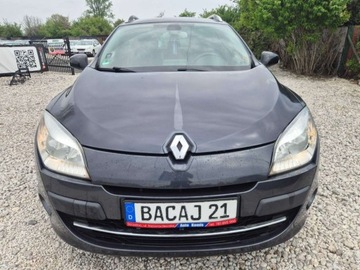 Renault Megane III Grandtour 1.9 dCi 130KM 2011 Renault Megane RENAULT MEGANE III BOSE SKORA ALU NAVI stan bdb 1.9 dci 130, zdjęcie 1