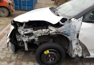 Toyota C-HR I Crossover 1.8 Hybrid 122KM 2018 Toyota C-HR Okazja 1.8 Hybryda 122KM, zdjęcie 14