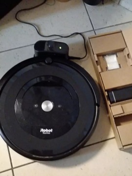 РОБОТ-УБОРЩИК IROBOT ROOMBA E5 E5158