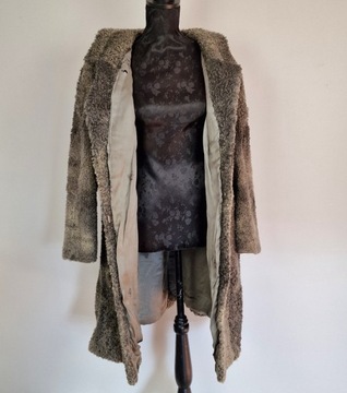 ВИНТАЖНЫЙ КАРАКУЛЯРНЫЙ МЕХ СЕРОГО ЦВЕТА