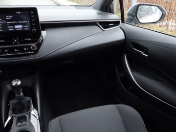 Toyota Corolla XII TS Kombi 1.2 Turbo D-4T 116KM 2021 Toyota Corolla 1.2 Turbo, Salon Polska, zdjęcie 7