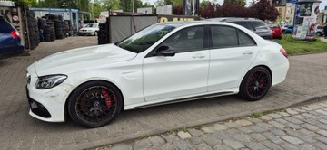 Mercedes Klasa C W205 Limuzyna AMG AMG 63 S 510KM 2015 MERCEDES-BENZ KLASA C AMG s C 63 S 510 KM W205, zdjęcie 22