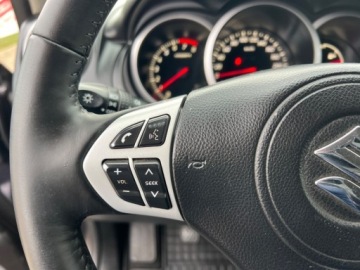 Suzuki Grand Vitara II 2012 Suzuki Grand Vitara 4X4 XENONY NAWIGACJA KLIMATYZACJA GRZANE FOTELE TEMPOM, zdjęcie 16