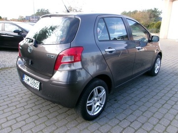 Toyota Yaris III Hatchback 5d 1.0 VVT-i 69KM 2011 Toyota Yaris Toyota Yaris II Toyota Yaris Sprowadzona Zarejestrowana stan, zdjęcie 3