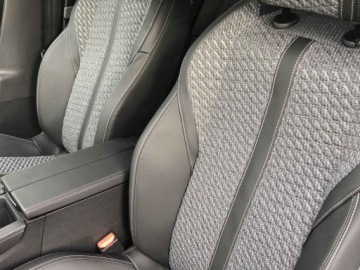 Peugeot 308 III SW 1.5 BlueHDi 130KM 2026 Od ręki - Allure EAT8 1.5 BlueHDi 130KM / Hak, Pakiet Bezpieczeństwo, zdjęcie 4