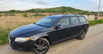 Volvo V70 III Kombi 2.0 TD 136KM 2009