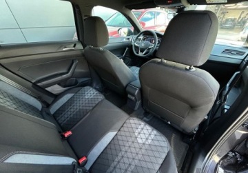 Volkswagen Taigo 1.5 TSI 150KM 2025 Volkswagen Taigo R-Line Pakiety, JAK NOWY, Gwarancja, HAK, ACC, Kamera, L, zdjęcie 8