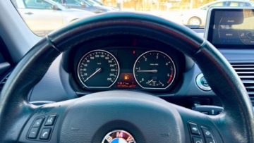 BMW Seria 1 E81/E87 Hatchback 5d E87 2.0 120d 177KM 2008 BMW Seria 1 Serwis ASO SZYBERDACH radio android GRZANE FOTELE climatronic, zdjęcie 22