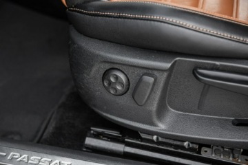 Volkswagen Passat B7 Variant 2.0 TDI CR DPF BlueMotion 170KM 2011 Volkswagen Passat 4 Motion 2.0TDI CR 170KM, zdjęcie 25