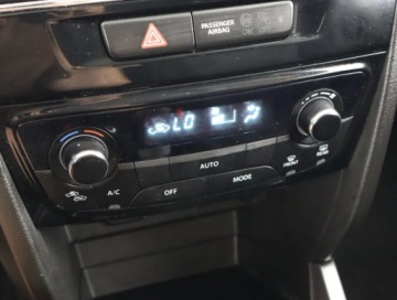 Suzuki Vitara III SUV Facelifting 1.4 BoosterJet 140KM 2019 Suzuki Vitara 1.4 BoosterJet, Salon Polska, zdjęcie 11