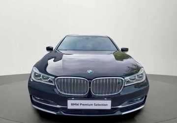 BMW Seria 7 G11-G12 Sedan 750i 450KM 2017 BMW Seria 7 4.4 Benzyna 450KM, zdjęcie 3