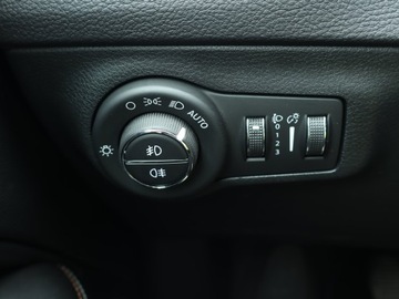 Jeep Compass II SUV 1.4 MultiAir 140KM 2017 Jeep Compass 1.4 MultiAir, Salon Polska, zdjęcie 17