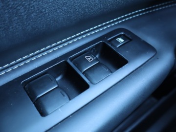 Nissan Qashqai I Crossover Facelifting  2.0 140KM 2013 Nissan Qashqai 2.0, Skóra, Navi, Klima, zdjęcie 12