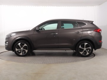 Hyundai Tucson III SUV 1.7 CRDI 115KM 2016 Hyundai Tucson 1.7 CRDi, Salon Polska, Serwis ASO, zdjęcie 2