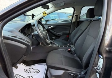 Ford Focus III Sedan Facelifting 1.6 Ti-VCT 105KM 2017 Ford Focus salon Polska 1.6 Benzyna 105KM, zdjęcie 15