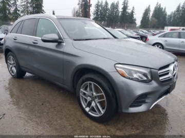 Mercedes GLC C253 2018 Mercedes-Benz GLC 2018 MERCEDES-BENZ GLC 350E 2.0 Hybryda Plug-in 320KM, zdjęcie 1