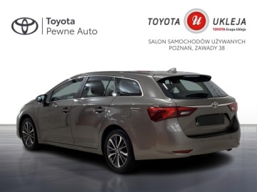 Toyota Avensis III Wagon Facelifting 2015 2.0 D-4D 143KM 2017 Toyota Avensis 2.0 D-4D Premium III (2009-) Toyota, zdjęcie 8