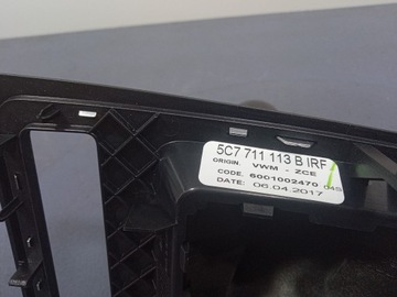 VW JETTA VI 5C6 OSŁONA RAMKA DŹWIGNI ZMIANY BIEGÓW 5C7711113B