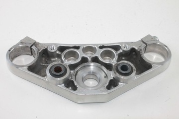 HONDA VF 750C MAGNA RC43 95-03 ВЕРХНЯЯ ПОЛКА