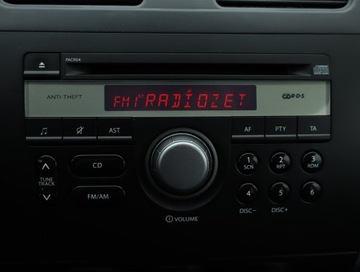 Fiat Sedici 1.9 Multijet 120KM 2007 Fiat Sedici 1.9 MultiJet, 4X4, Klima, zdjęcie 11