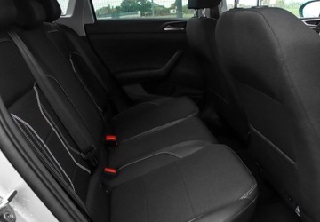 Volkswagen Taigo 1.5 TSI 150KM 2024 Volkswagen Taigo 1.5 TSI 150KM Style DSG Cyfrowe Zegary Podgrzewane Fotele, zdjęcie 4