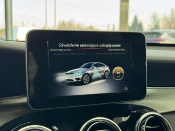 Mercedes GLC C253 SUV 2.0 250 211KM 2019 Mercedes-Benz GLC 250 Coupe AMG Line 4-Matic / 1 w, zdjęcie 31