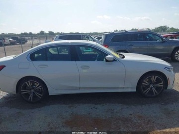 BMW Seria 3 G20-G21 2021 BMW Seria 3 330E 2021 2.0l 2.0 Hybryda 180KM, zdjęcie 6