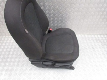ЧЕХОЛ СИДЕНИЯ ПРАВОГО HYUNDAI I20 11R