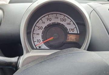 Toyota Aygo I Hatchback 3d 1.0 VVT-i 68KM 2008 Toyota Aygo 1.0 Benzyna Benzyna 68KM, zdjęcie 5