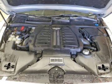 Bentley Bentayga 2018 Bentley Bentayga 2018 6.0 Benzyna 600KM, zdjęcie 6