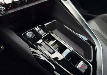 Peugeot 3008 II Crossover Facelifting  1.2 PureTech 130KM 2023 Peugeot 3008 Pormocja Noworoczna 1.2 PureTech 130KM GT AT8 FV 23 1.2 130KM, zdjęcie 26