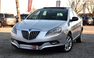 Lancia Delta III Hatchback 1.6 MultiJet 120KM 2010 Lancia Delta Alusy skora i alcantara idealny 1.6 Diesel 120KM, zdjęcie 11