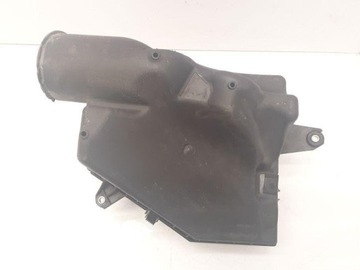 13717792416 POUZDRO FILTRU VZDUCHU 520 D 130 2008 BMW 5 TOURING (E61)