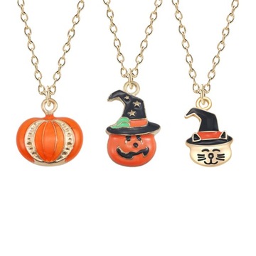 UROCZY NASZYJNIK NA HALLOWEEN WISZĄCY NA HALLOWEEN 3 SZT.