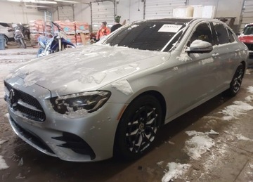 Mercedes Klasa E W213 Kombi Facelifting 2.0 E300 258KM 2021 Mercedes-Benz Klasa E 2021r., E 350 4matic, 2L, od ubezpieczalni 2.0 259KM, zdjęcie 1